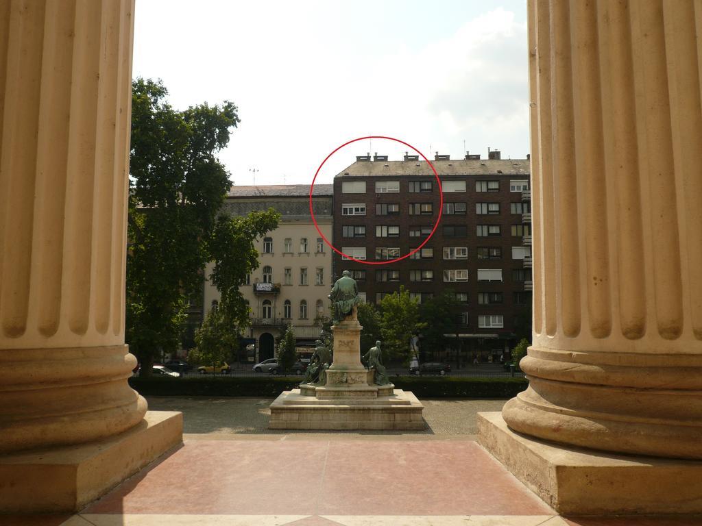 Museum View Apartment Budapest Luaran gambar