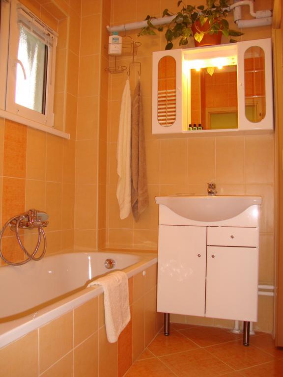Museum View Apartment Budapest Luaran gambar